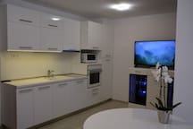 Unbeatable Location: New Lux Apartment Varna beach 0 Flataway