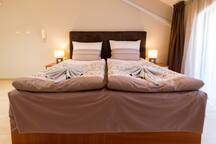 ♕ The Perfect One-Bedroom Maisonette ♕ 14 Flataway
