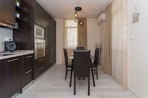Alma apartment | Stylish 1BD Flat with balcony 1 Flataway