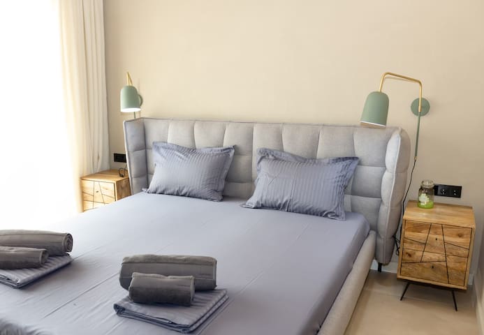 Luxury 4-bedroom Villa in Black Sea Rama Resort 36 Flataway