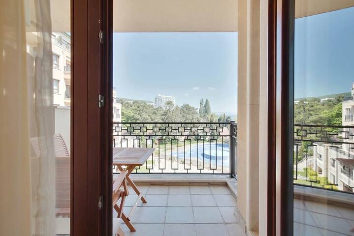 Lovely 1BD apartment with pool view in Golden Sands 5 Flataway