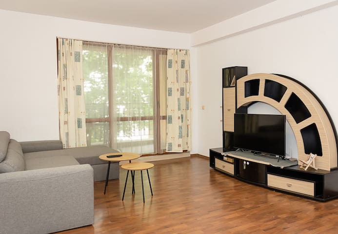 Modern Cozy 1BD apartment in the Center of Varna 0 Flataway