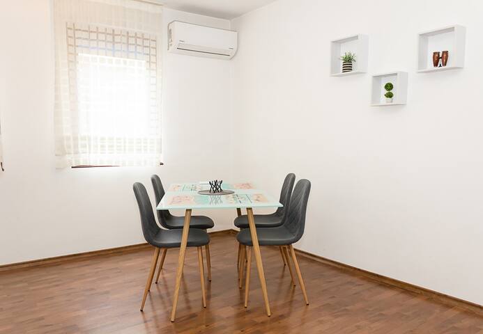 Modern Cozy 1BD apartment in the Center of Varna 2 Flataway