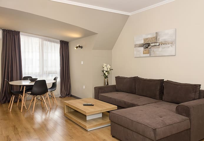 Bright & Modern 1BD Apartment in the Heart of Varna 0 Flataway