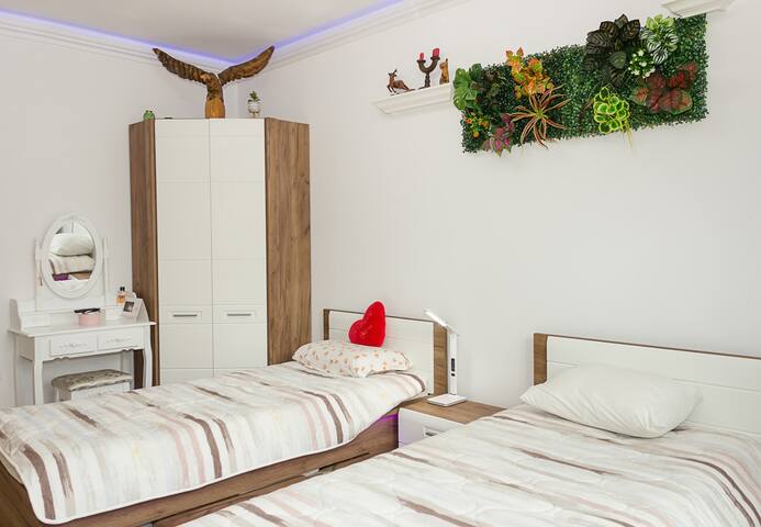 2BD Flat I Free Parking I St. Constantine & Helena 22 Flataway