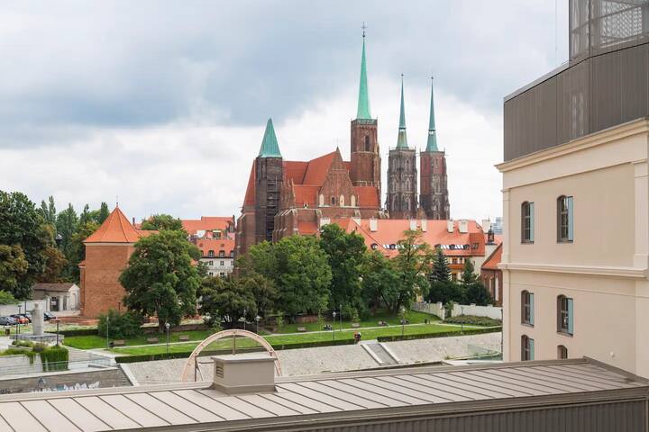 WROCLAW CENTRAL Stylish Loft with Great View 18 Flataway