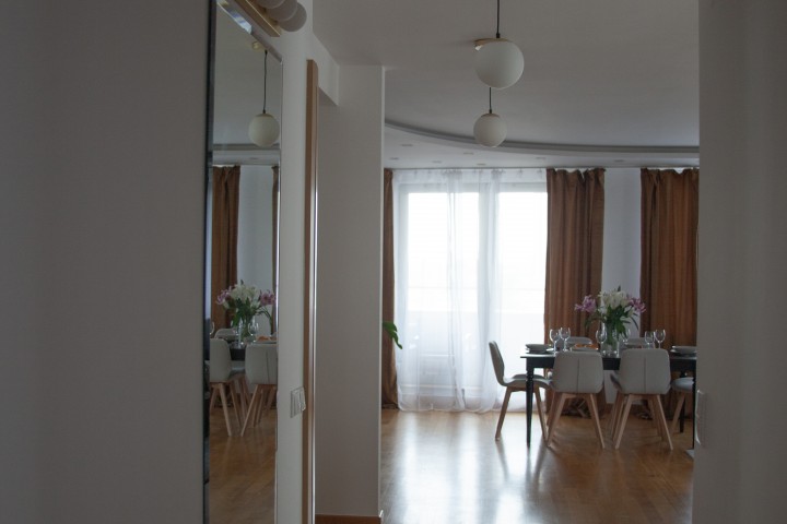 Grzybowska Skyline 3BDR Retreat with AC 15 Apartamenty do wynajęcia