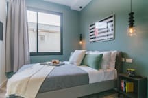 Listing 3 Business Studio <Very Central> Montefiore! 1 Loginn Autonomous Hotels