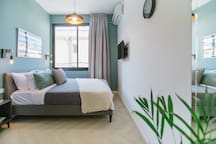 Listing 2 Mini Business Studio near Rothschild! 0 Loginn Autonomous Hotels
