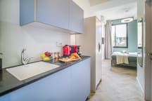 Listing 3 Central Business Studio <Montefiore Ave> 1 Loginn Autonomous Hotels