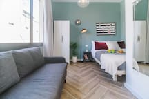 Listing 2 Urban Montefiore Studio: Super Central! 0 Loginn Autonomous Hotels