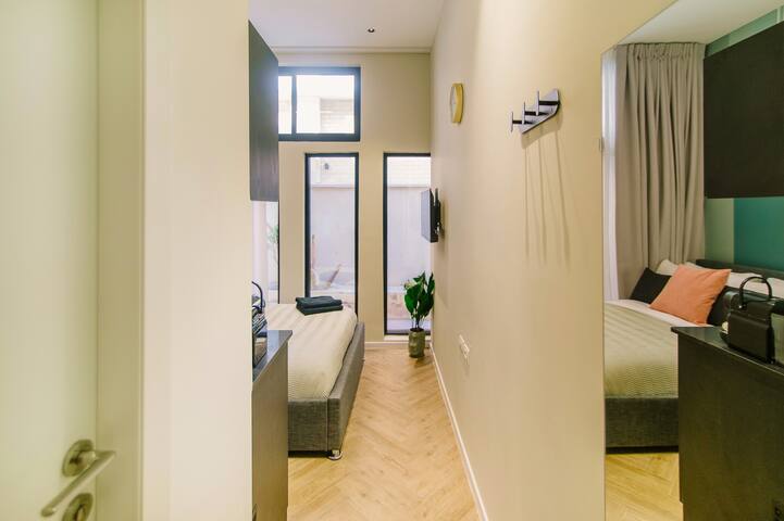 Listing 16 All New little Studio bear Beach! 14 Loginn Autonomous Hotels