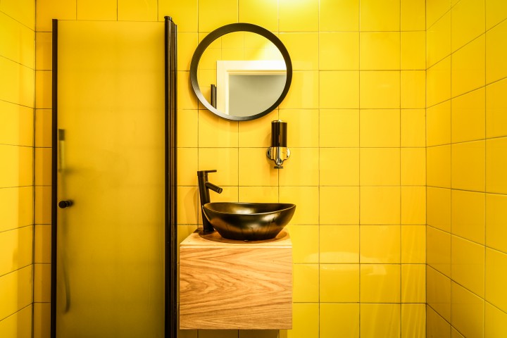 Listing 13 Grunge Style Studio + 100m> Beach! 11 Loginn Autonomous Hotels