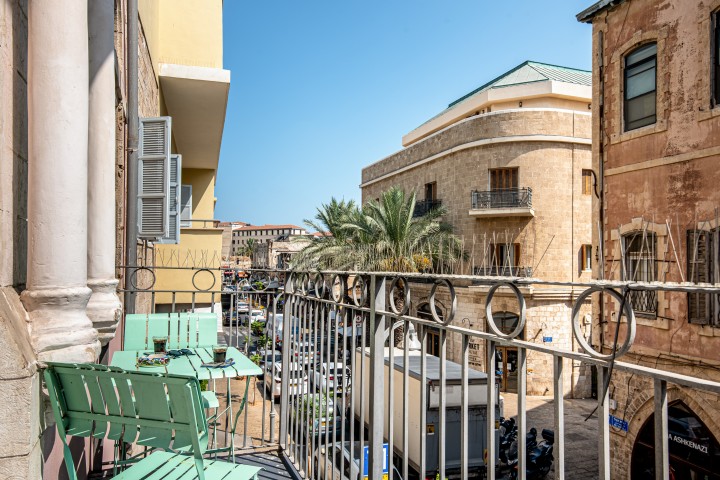 Old Jaffa's Clock Tower Apartment with Balcony 7 Loginn Autonomous Hotels