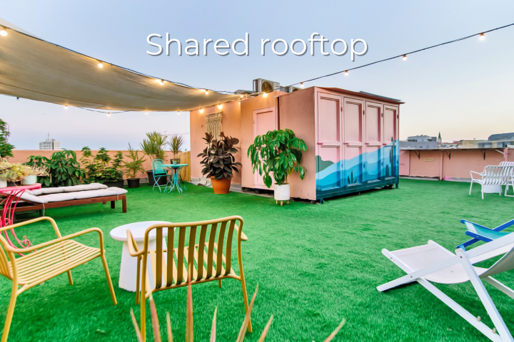 Listing 3 Studio + Shared rooftop - near Flea Market! 1 Loginn Autonomous Hotels