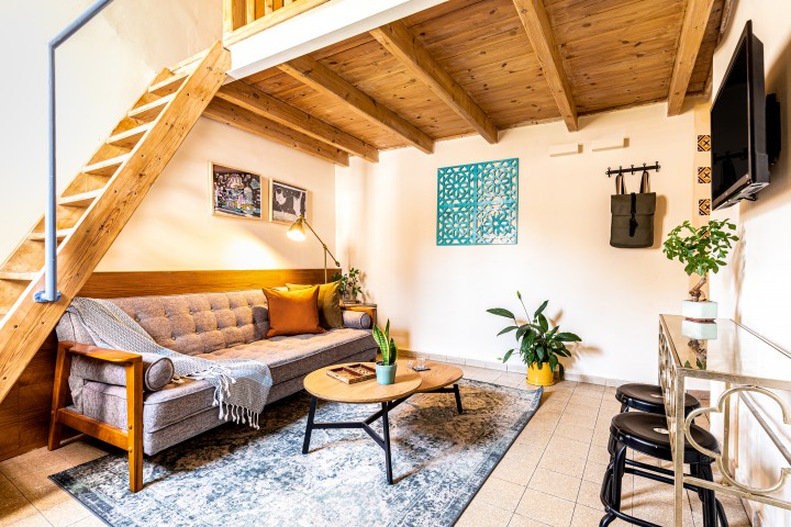 Listing 1 Cozy Studio + Gallery Floor / Jaffa Style Loginn Autonomous Hotels