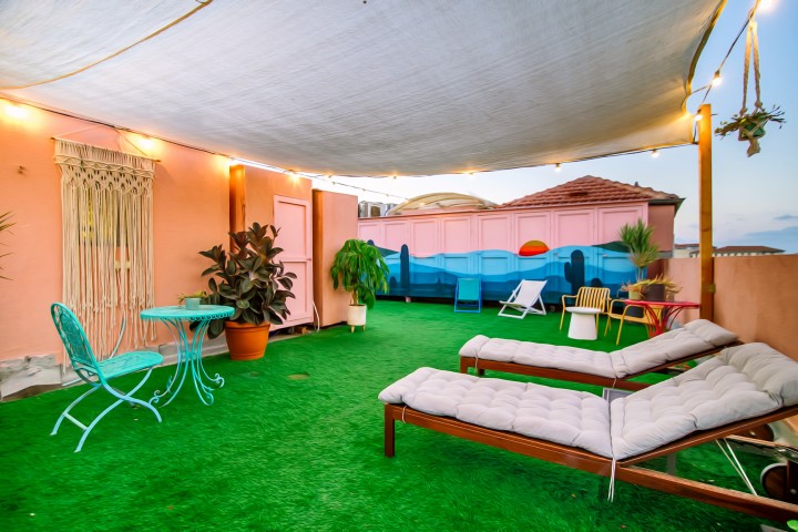 Listing 15 Very big 2 rooms + Sea view balcony! 13 Loginn Autonomous Hotels