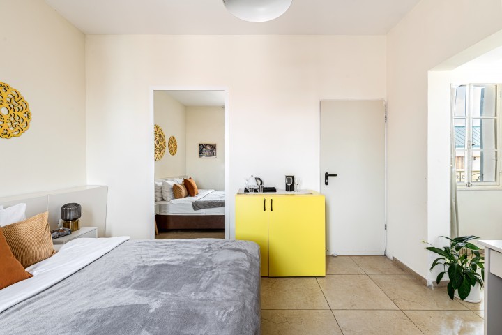 Listing 5 Sunny Jaffa Studio + City View (1m>Flea Market) 3 Loginn Autonomous Hotels