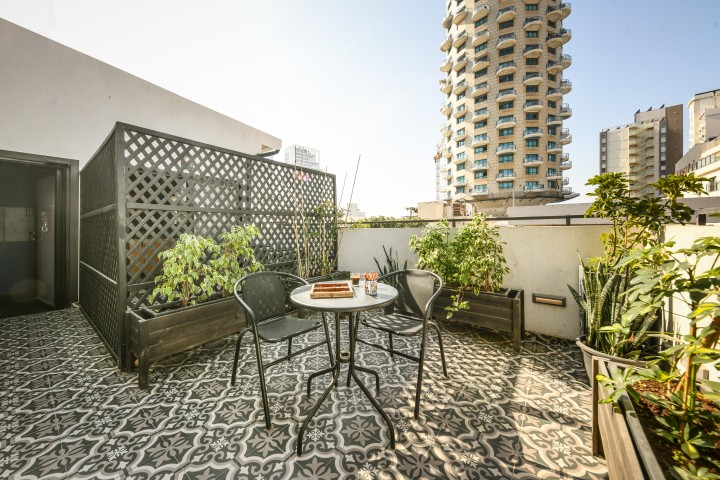 Listing 7 NEW Private Rooftop Studio -By The Beach! 5 Loginn Autonomous Hotels