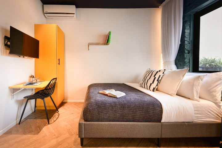 Contactless Stay Studio with balcony by the beach! 3 Loginn Autonomous Hotels