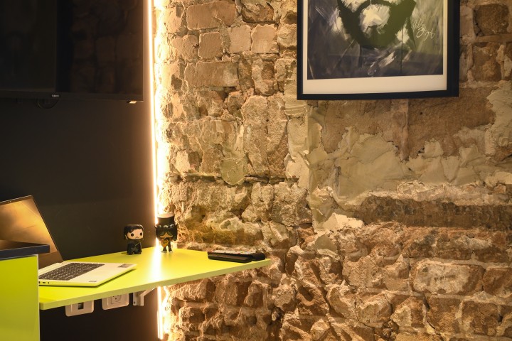 Listing 6 Brand New Compact Studio + 1min>Beach! 4 Loginn Autonomous Hotels