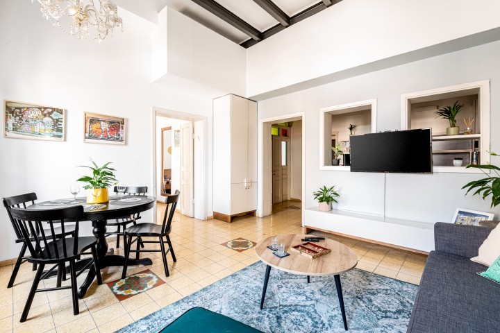 Listing 10 Best Location Studio at Jaffa's Flea Market! 8 Loginn Autonomous Hotels