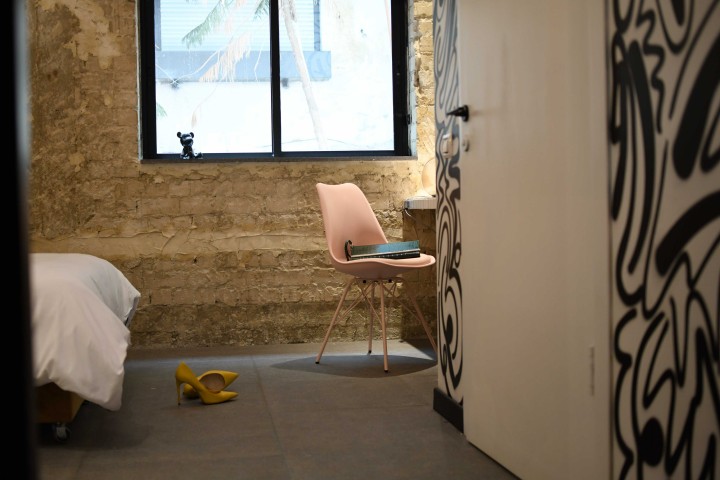 Listing 10 Queen Studio/City View/ 1m> Dizengoff Square 8 Loginn Autonomous Hotels