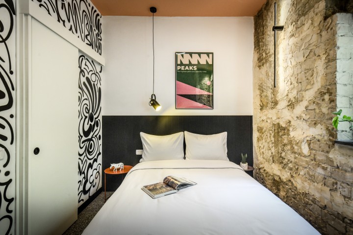 Listing 10 Grunge & Urban-All NEW- Dizengoff Square! 8 Loginn Autonomous Hotels