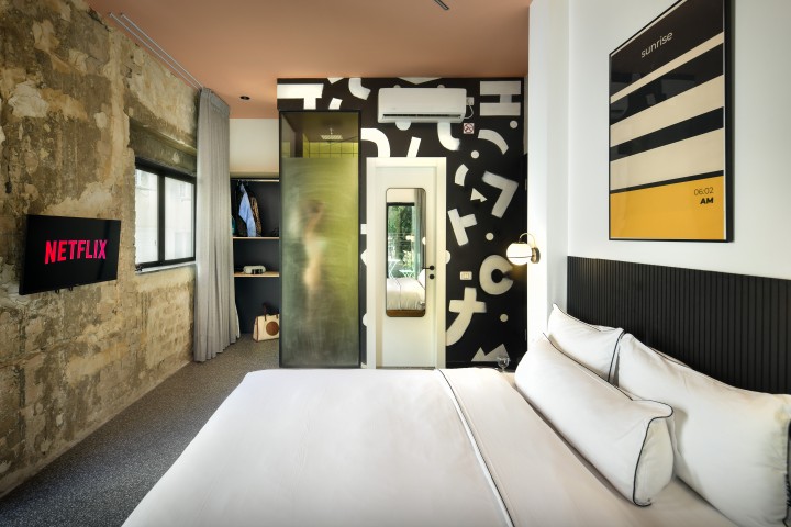 Modern suite/Amazing Location with 2 Balconies! 2 Loginn Autonomous Hotels