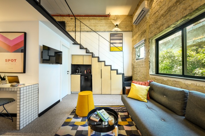 Listing 7 Amazing Studio with 2 Balconies > Dizengoff Square 5 Loginn Autonomous Hotels