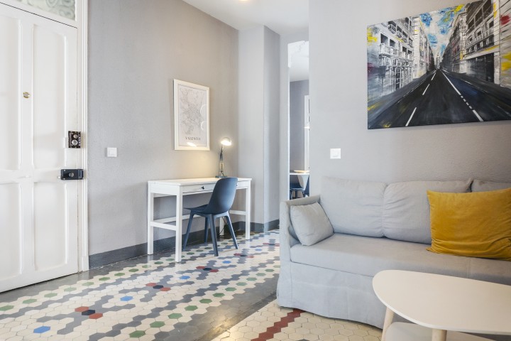 2T Beautiful flat few steps from the city centre 2 VLC Host