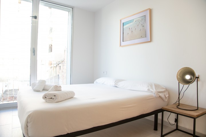 2T Urban style Apartment by the beachside 9 VLC Host