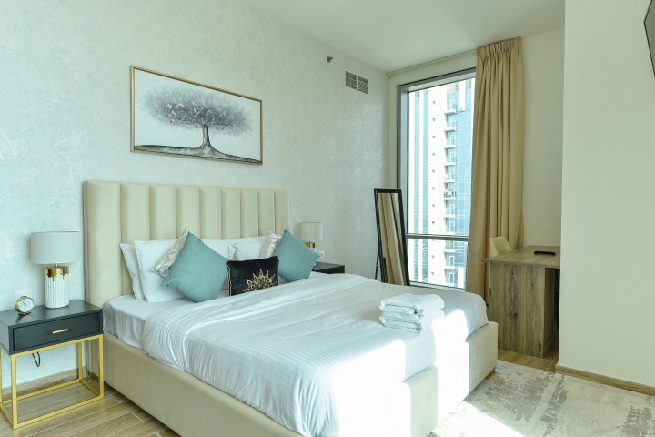 Dubai Canal View 1 BR Premium Apartment - AMN 10 Luxury Escapes