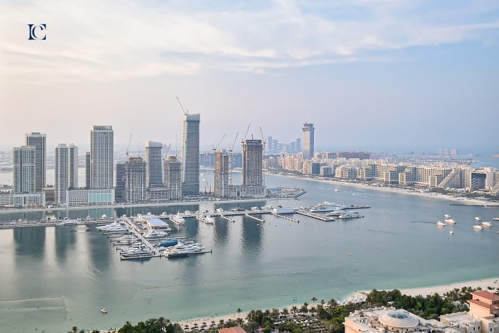 Stunning Sea View 2BR with Sofabed | Nr JBR Beach & Tram - HEI 0 Luxury Escapes