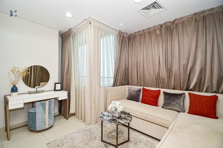 Stunning Sea View 2BR with Sofabed | Nr JBR Beach & Tram - HEI 7 Luxury Escapes
