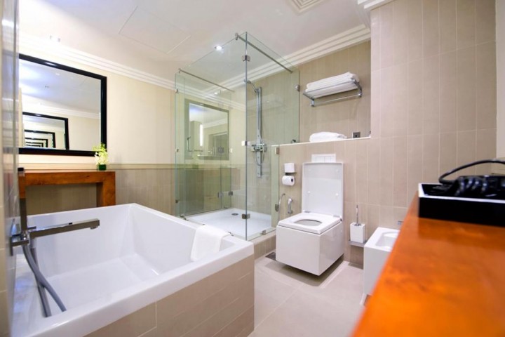 Club Suite Near Carrefour Garhoud 3 Luxury Bookings