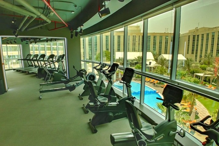 Club Suite Near Carrefour Garhoud 11 Luxury Bookings