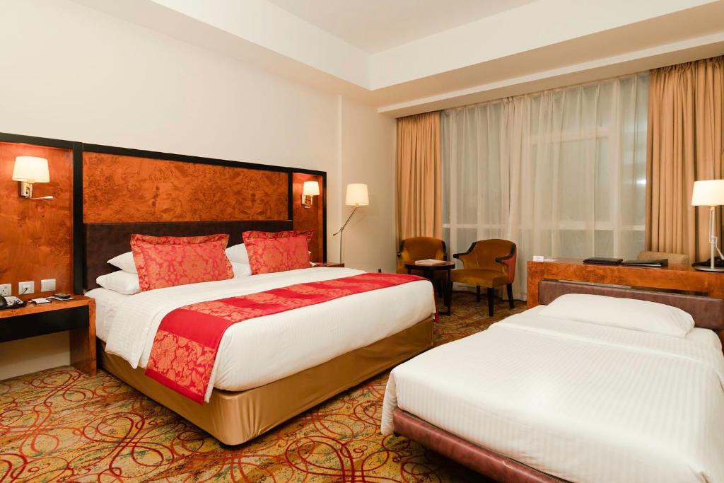 Superior Suite Room Near Carrefour Garhoud Luxury Bookings