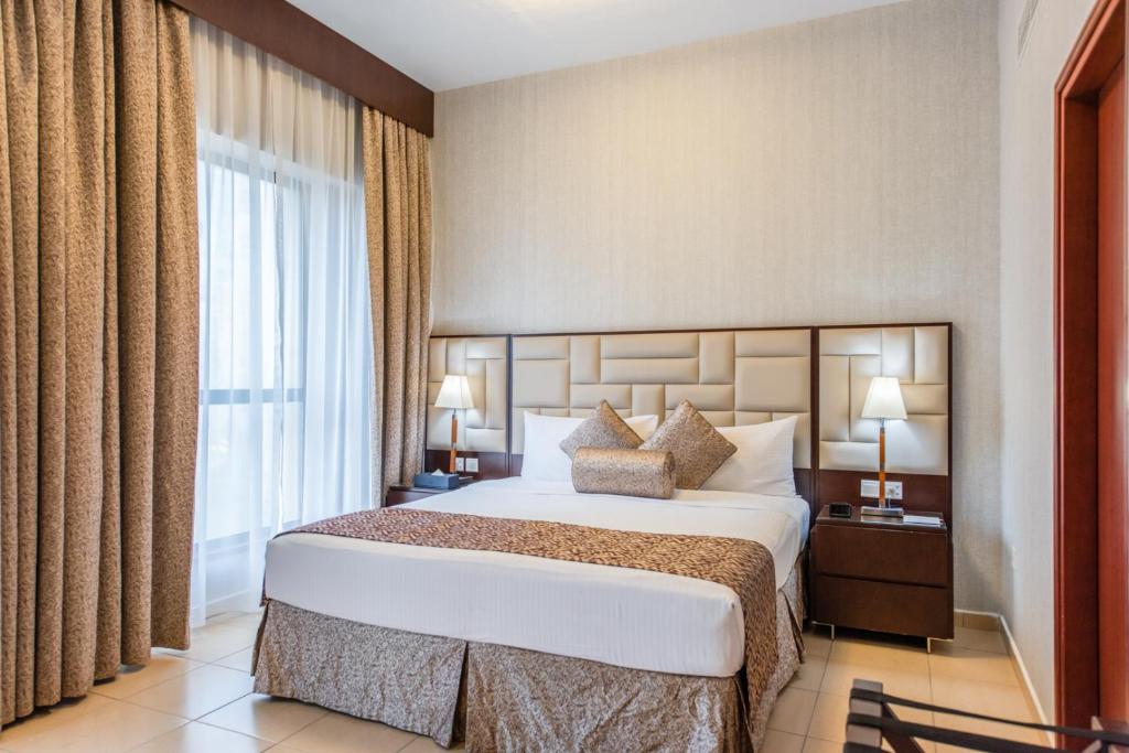Two Bedroom Apartment In Jbr Sadaf Building Luxury Bookings