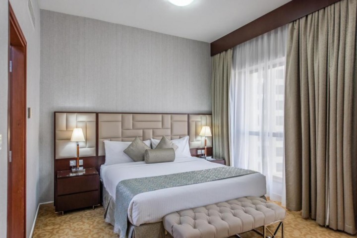 Three Bedroom Apartment In Jbr Sadaf Building 2 Luxury Bookings