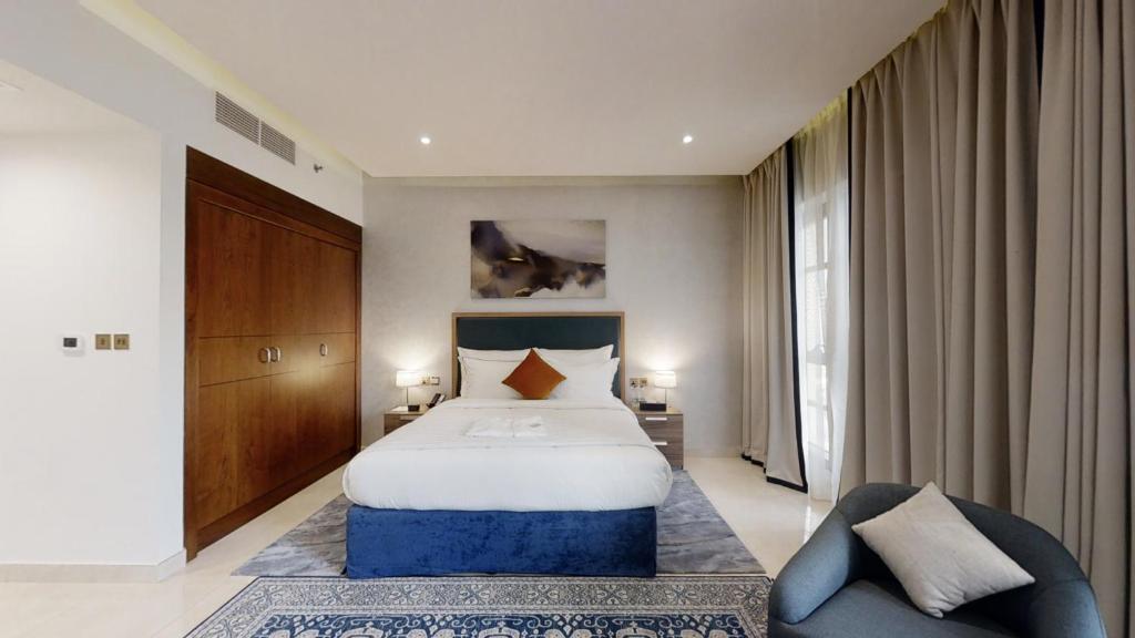 Studio Apartment Near Al Jaddaf Metro Luxury Bookings