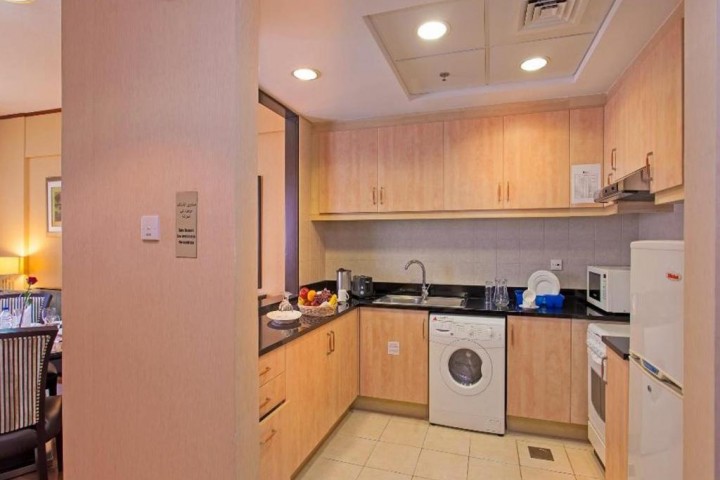One Bedroom Apartment Near Gardens Metro Ab 3 Luxury Bookings