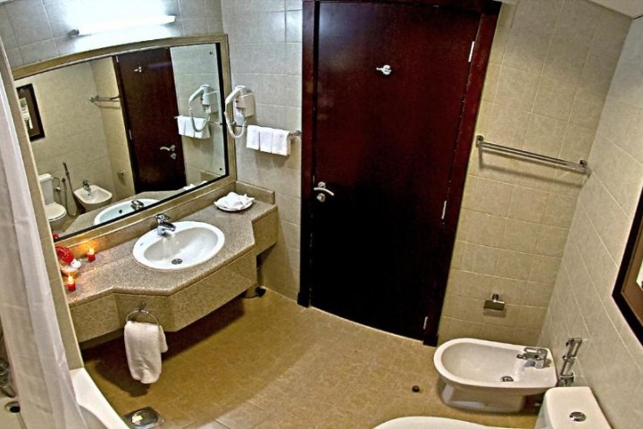 One Bedroom Apartment Near Gardens Metro Ab 33 Luxury Bookings