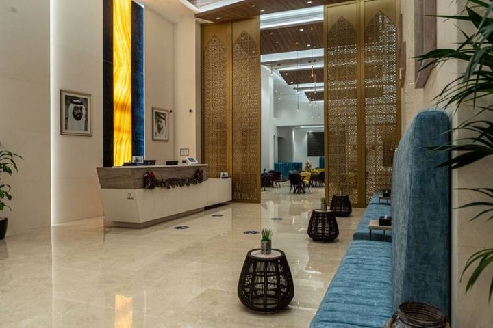 Studio Apartment Near Al Maya Supermarket 12 Luxury Bookings
