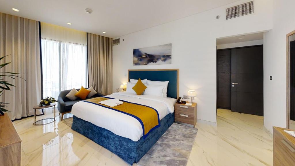Two Bedroom Apartment Near Al Maya Supermarket Luxury Bookings