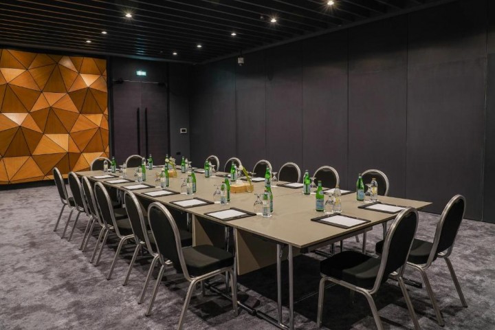 Sky Premium Room Near Mall City Center Deira 4 Luxury Bookings