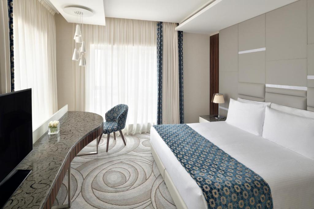 3 Bedroom Penthouse In Downtown Near Dubai Mall Luxury Bookings
