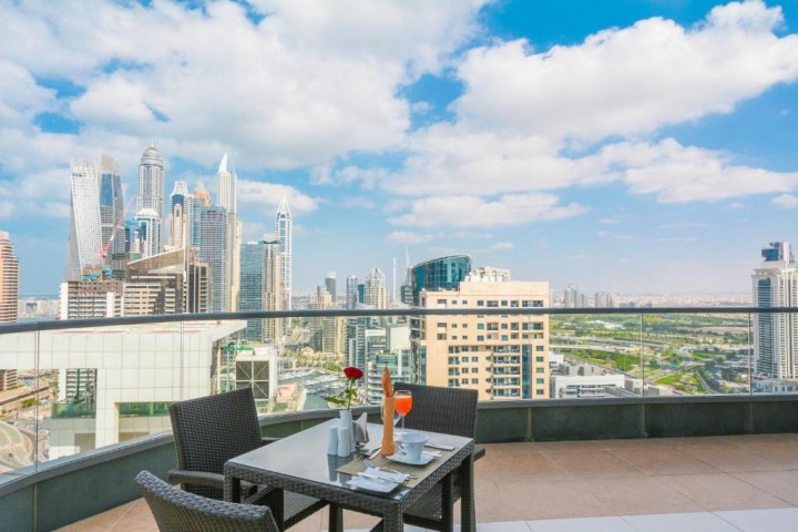 Two Bedroom Apartment in Dubai Marina Ab 10 Luxury Bookings