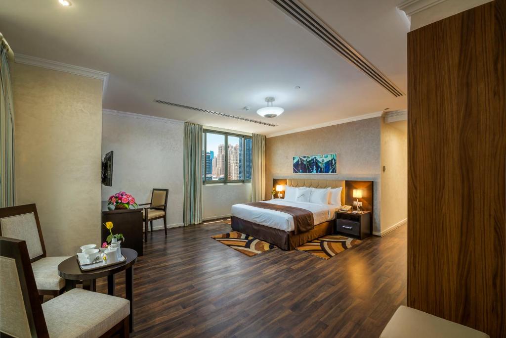 Three Bedroom Apartment In Dubai Marina Luxury Bookings