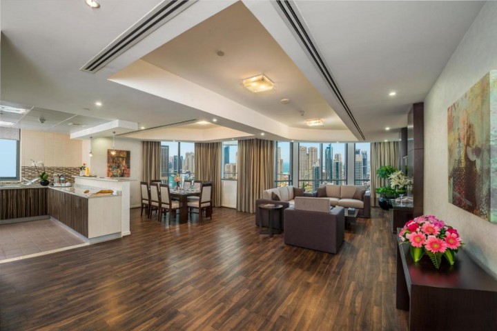 Three Bedroom Apartment In Dubai Marina 16 Luxury Bookings